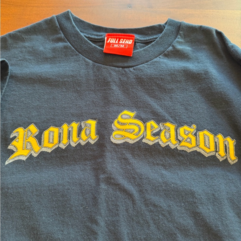 Full Send Navy and Yellow Graphic Tee - Size M